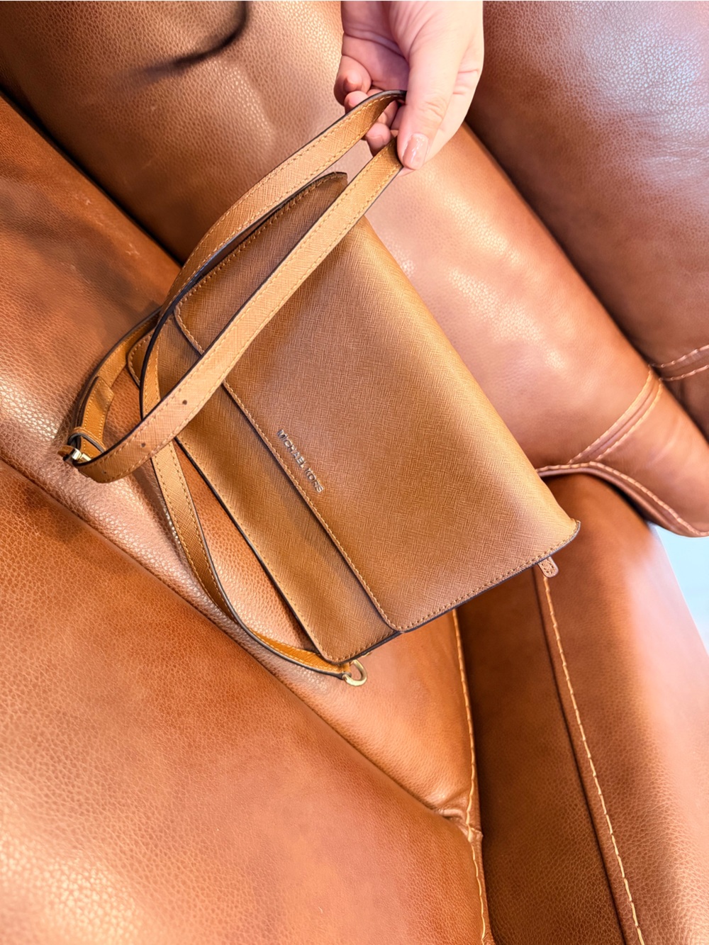 Michael Kors Brown/Tan Saffiano Leather Crossbody & Cardholder - Picture 2 of 8